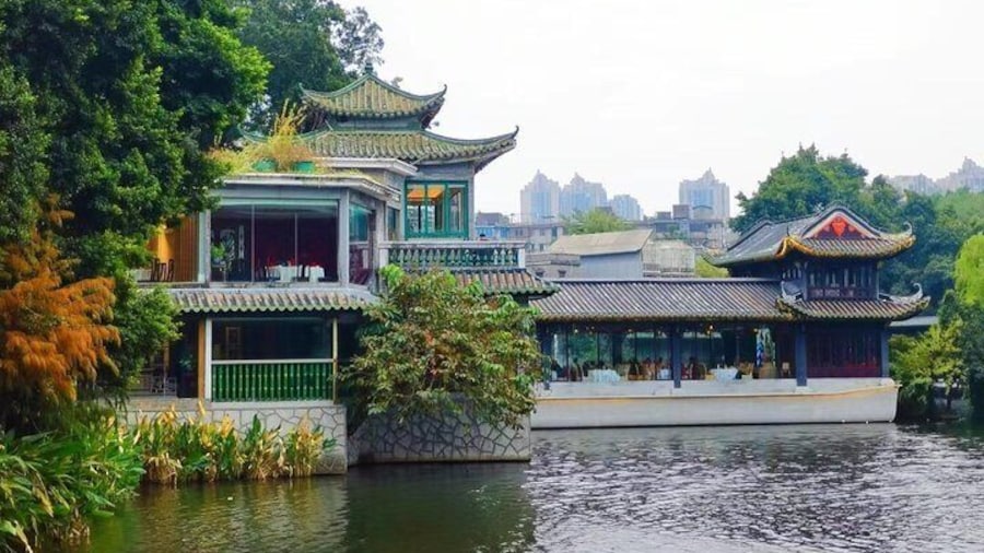 Tracing the Soul of Old Guangzhou in Xiguan Saunter