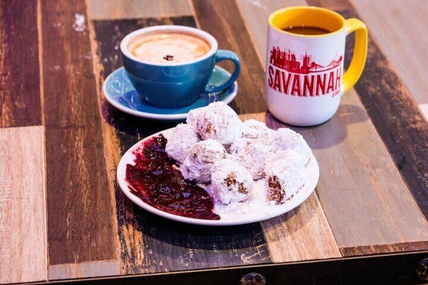 Savannah Historic Downtown Donuts and Sweet Treats Tour
