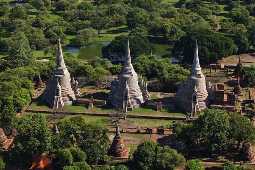 Day Tour of Ayutthaya and Bang Pa In