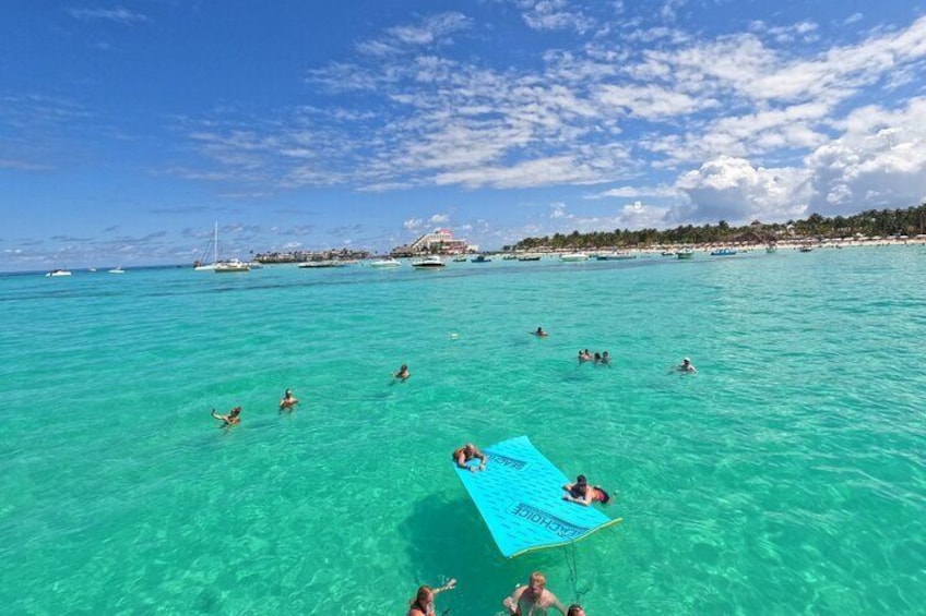 Isla Mujeres Catamaran Snorkel and Buffet Tour