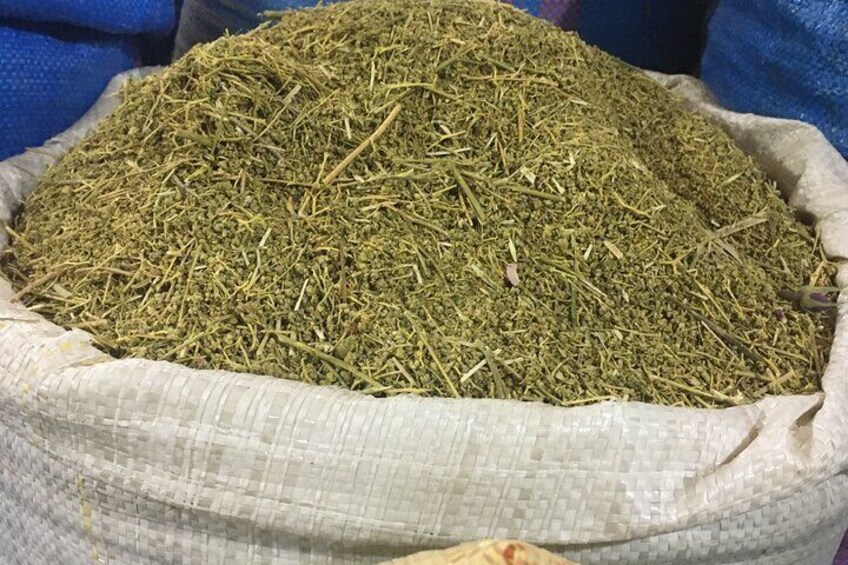 Discover the spices of the Orient and Royal tea