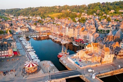 Discover the charm of Honfleur