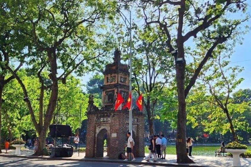 Hanoi City Sightseeing Gems Excursion Tour