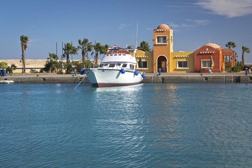 Discover City Tour & Egyptian Papyrus & Handicrafts - Hurghada