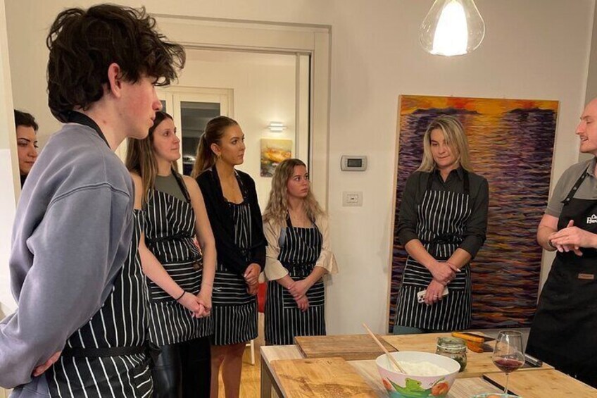 Milan Vegan Pasta and Dessert Making Class with Wine Pairing
