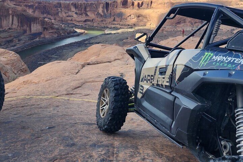 2.5 Hour Moab Hell's Revenge You Drive Off Road UTV Tour
