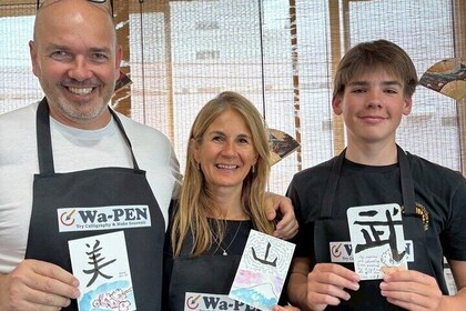 Asakusa:Caligrafía japonesa & ¡Haz tu abanico plegable original!