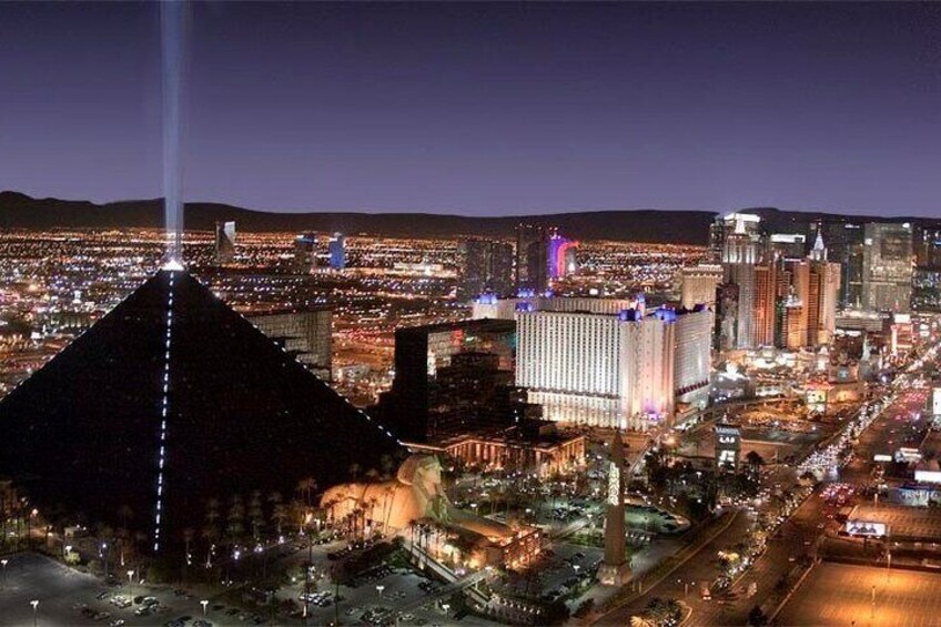 Explore Las Vegas Night View by Helicopter 