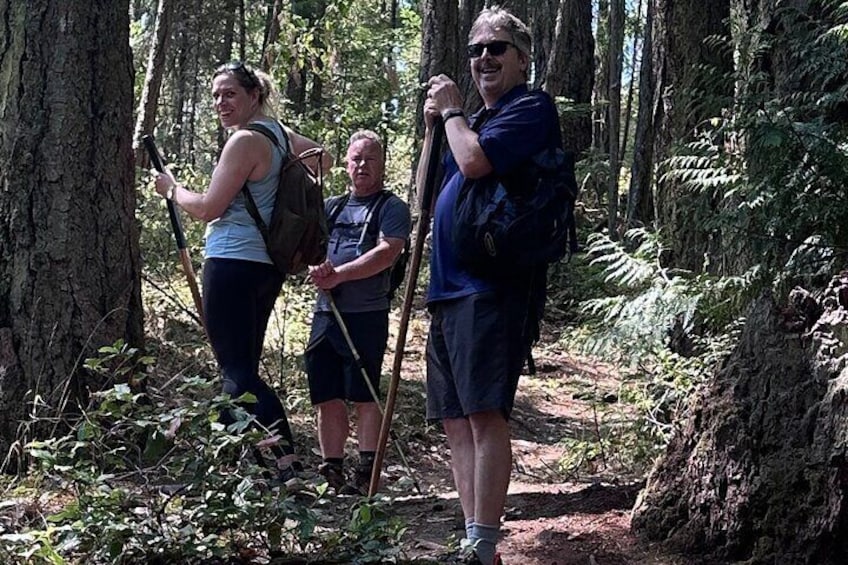 Craigflower Creek Scenic Hiking Tour with a Bite and Beer