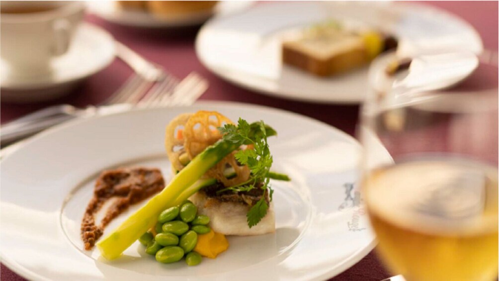 Kanagawa Yokohama: Marine Rouge Lunch or Dinner Cruise Reservation (1.5H)