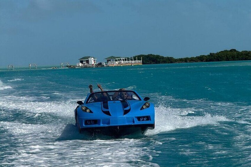 Ride the Waves in Style – Jetcar Tours in Turks and Caicos!