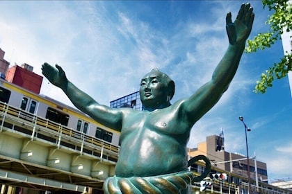 Tokyo: Step into tradition, sumo wrestlers and geisha