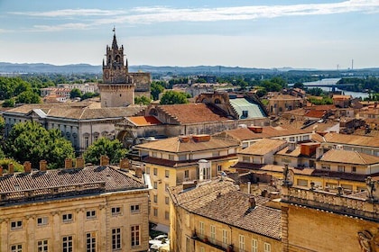 Explore Arles in 60 minutes with a Local