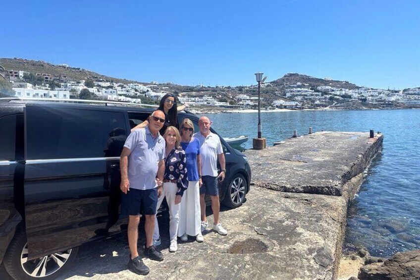 A Walk through Mykonos and its Most Emblematic Charms in 4 Hours