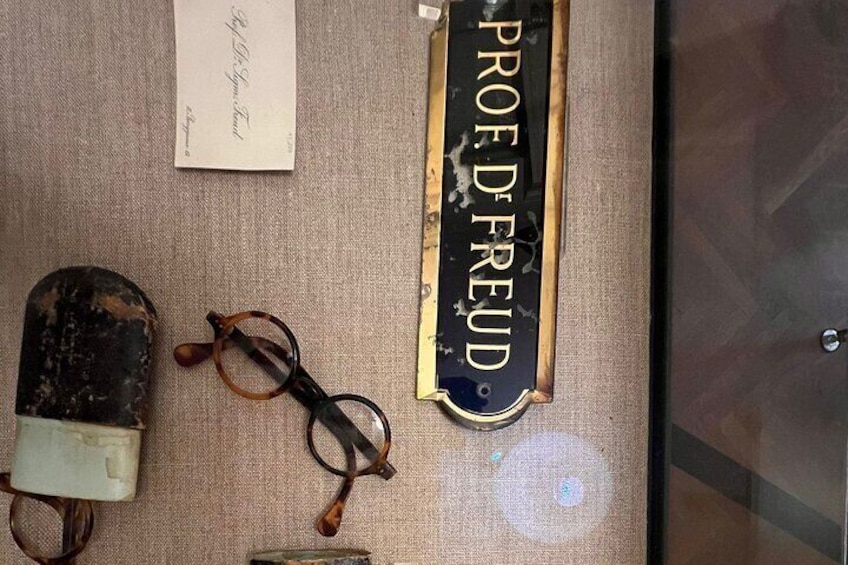 Sigmund Freud Museum and City Tour