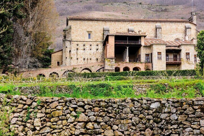 Monastery of San Jerónimo of Yuste Skip-the-Line Entry Ticket
