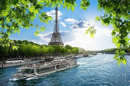 Paris in 60 Minutes Seine River Cruise