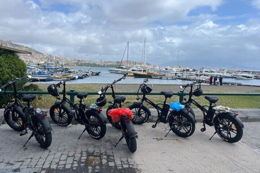 Naples Posillipo: Fat Bike Tour Exploring Naples