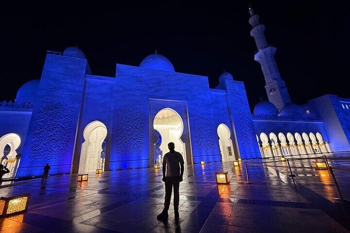 The Sheikh Zayed Grand Mosque is a breathtaking architectural masterpiece, showcasing intricate Islamic design and the world’s largest hand-knotted carpet.