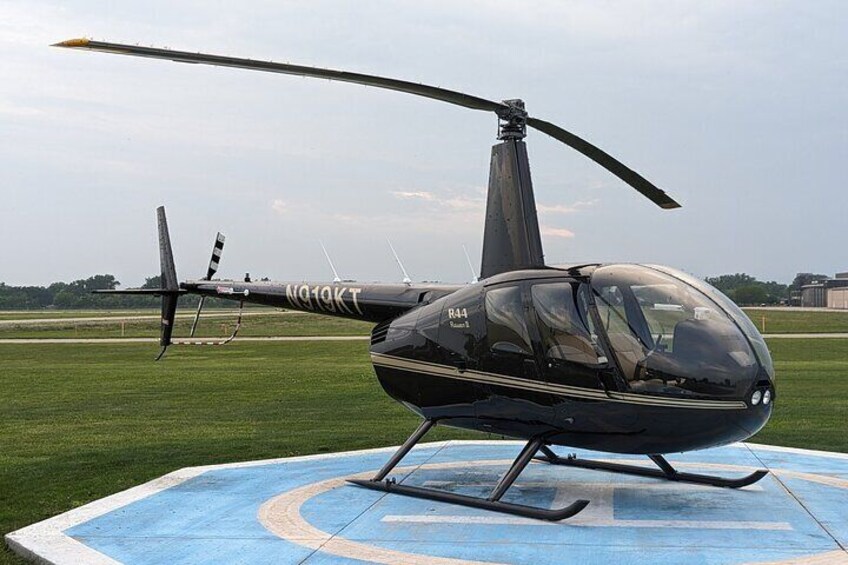 30 Minutes Private Downtown Detroit Helicopter Ride