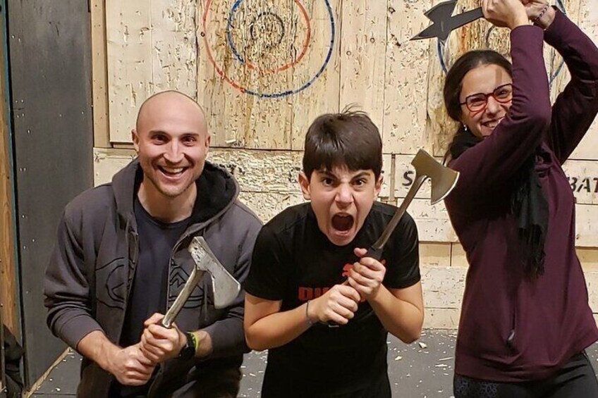 Experience Montréal Axe Throwing Adventure