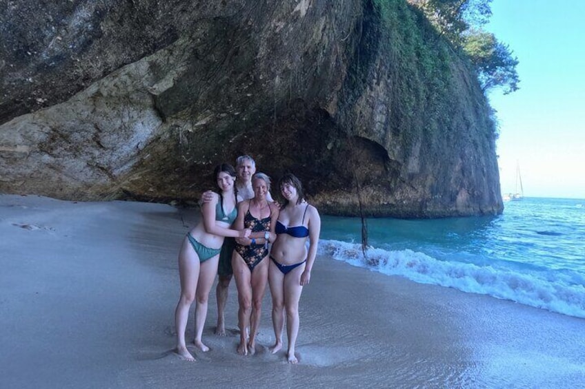 Visit Los Arcos de Mismaloya National Park