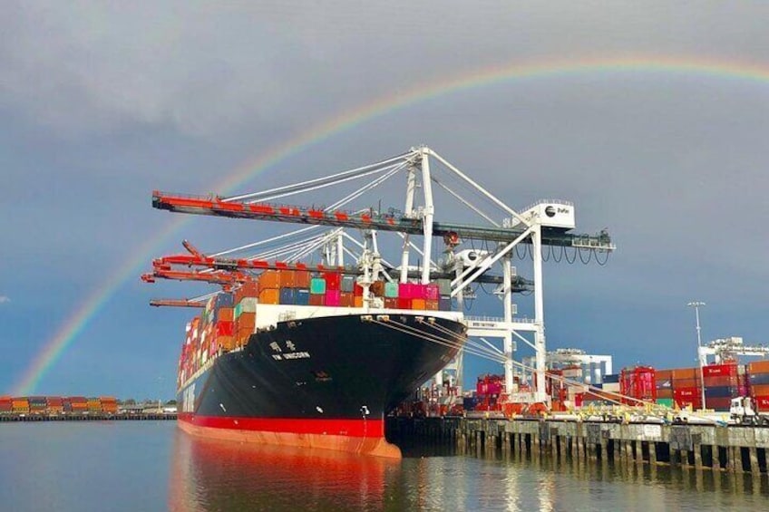 West Harbor LA 45-Minute Narrated Harbor Cruise of San Pedro