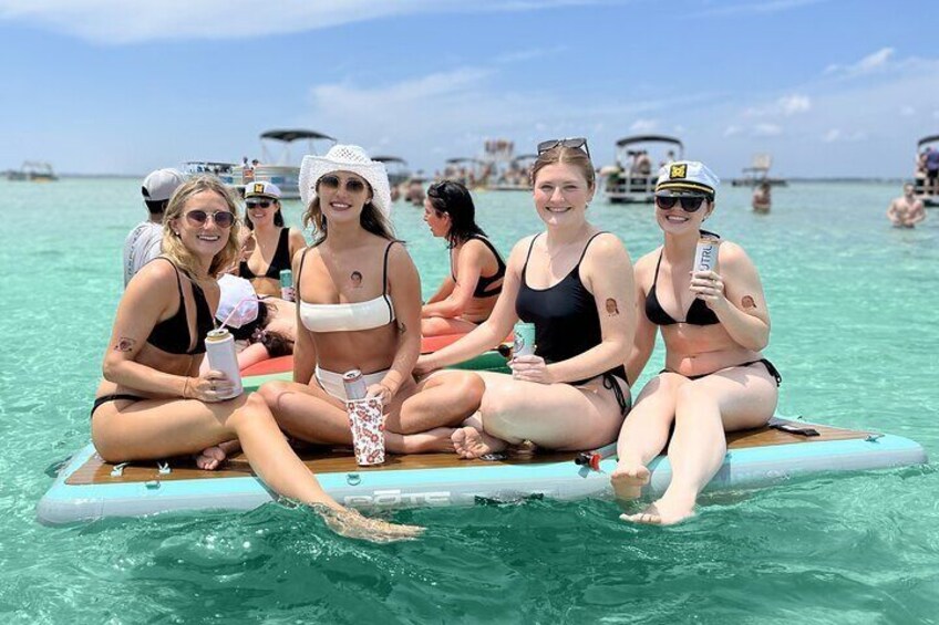Crab Island, Dolphin and Sunset Cruise Tour