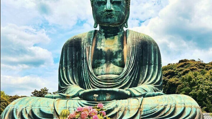 Face to Face with the Great Buddha Walking Tour of Kamakura