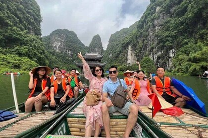 From Ninh Binh: Bai Dinh, Trang An, Mua Cave & Hoa Lu Full-Day