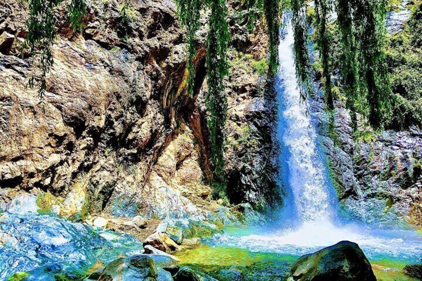 Multiple Waterfalls to look for inside the high atalss.