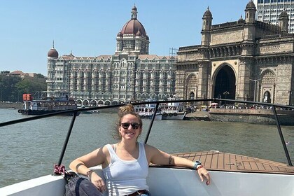 Elephanta Caves Tour mit dem privaten Speedboot