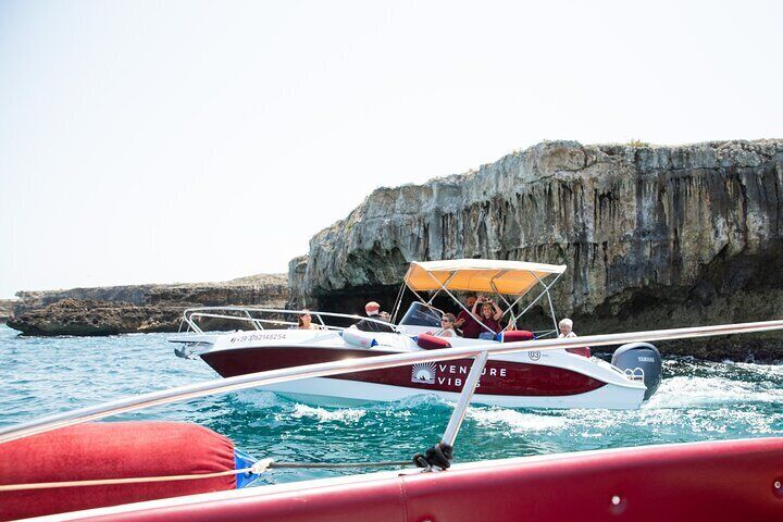 Monopoli Shared 2.5-Hour Boat Experience with Local Aperitif