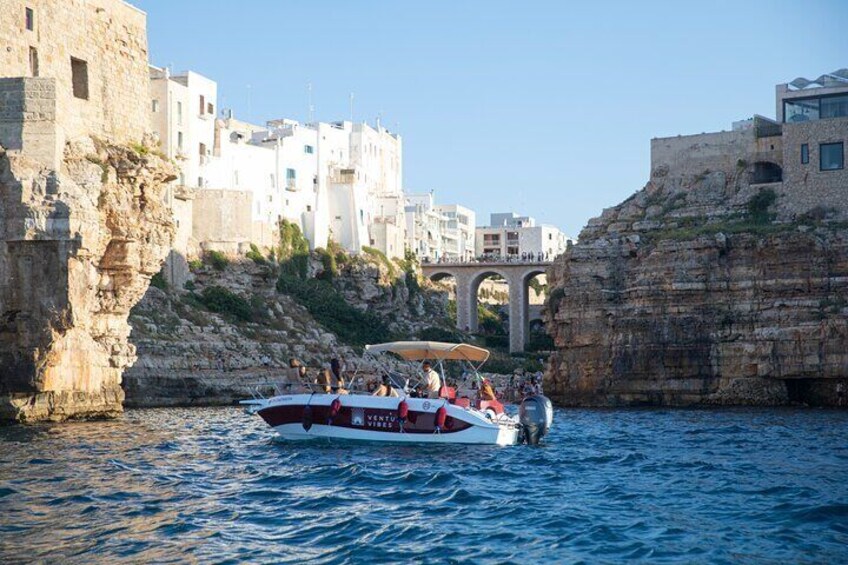 Monopoli - Exclusive private boat tour 8 h