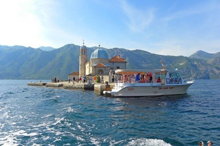 Montenegro Short Boat Cruise from Perast to Kotor