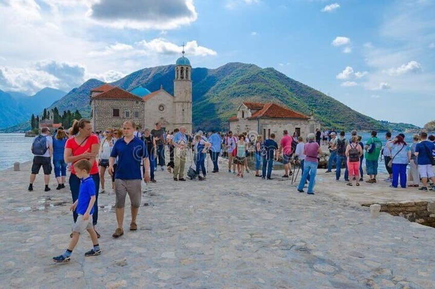 Montenegro Short Boat Cruise from Perast to Kotor 