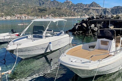 Boat tour in Taormina, susent aperitif, dolphin watching