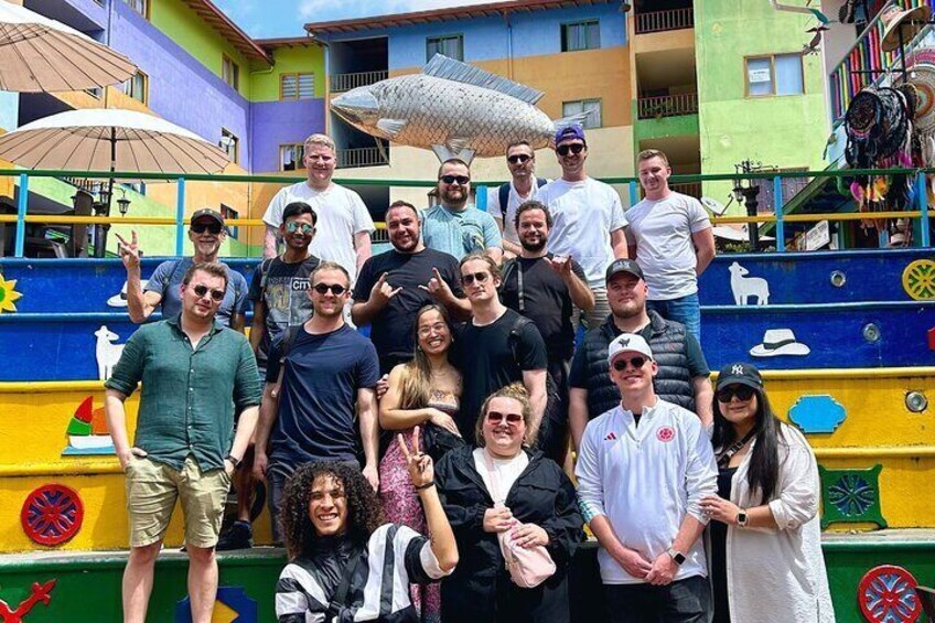 Small group Guatape tour with Luxury Boat, Meals and Llamas farm