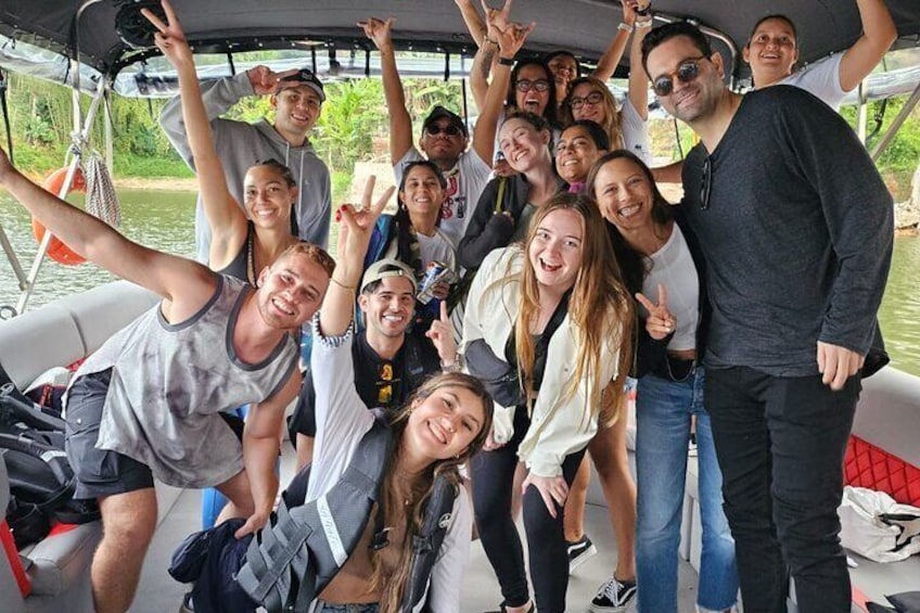 Guatapé Tour and Private Luxury Boat Tour