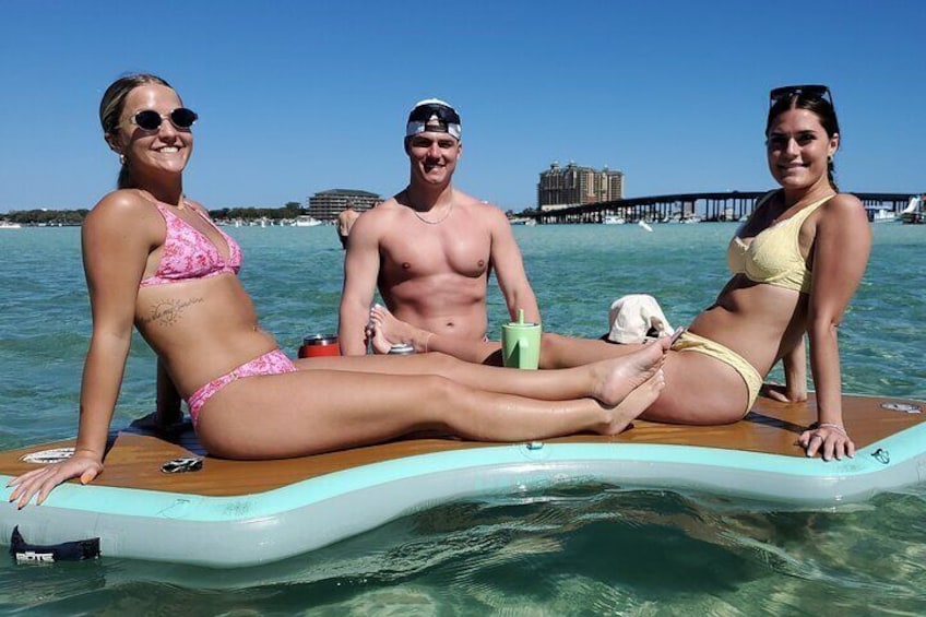 6 Passenger Private Tiki Cruise to Crab Island