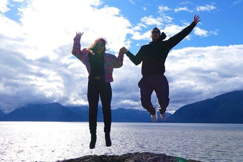 Beluga Point Adventure with Wildlife Refuge Walk
