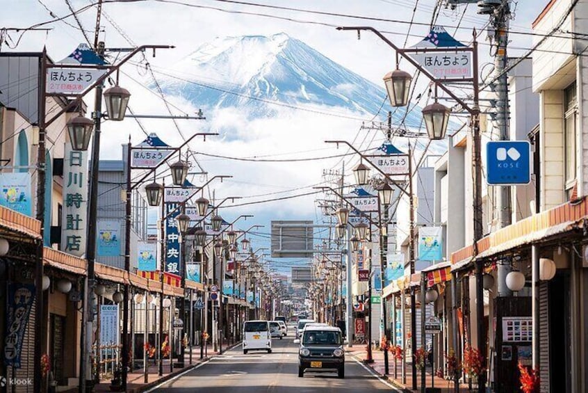 Mount Fuji Arakurayama Park Oshino Hakkai and Instagram Hotspots