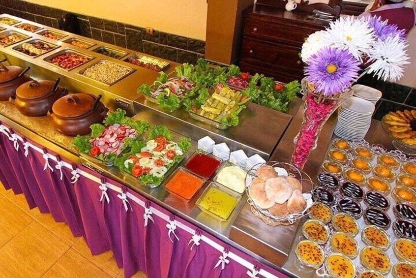 Traditional Buffet