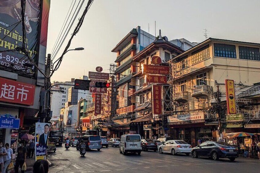 Bangkok Cultural Delight Tour with Guide