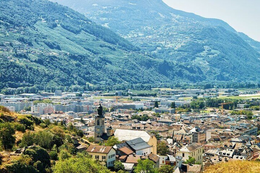 Explore Sion in 60 Minutes with a Local