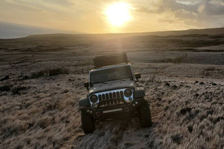 Private "Rocky Coast Excursion" Jeep Tour in Maui Island