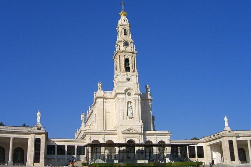 Private Half-Day Tour to Fatima Sanctuary from Lisbon