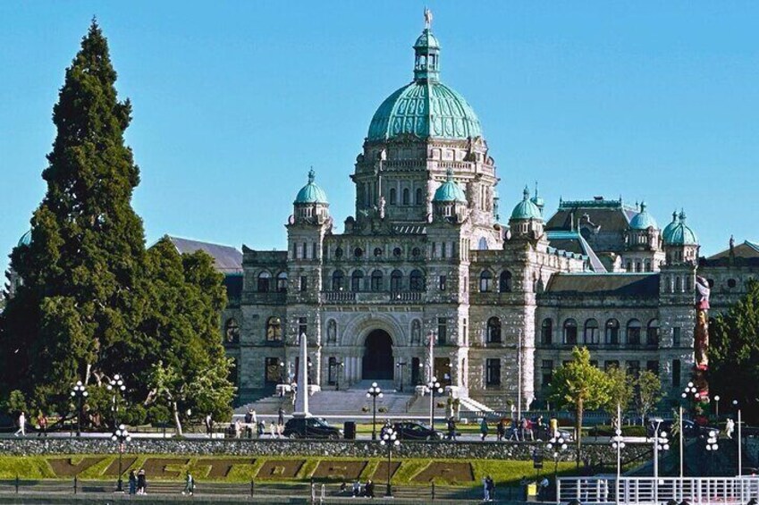 Half Day Victoria City Highlights Private Luxury Tour 