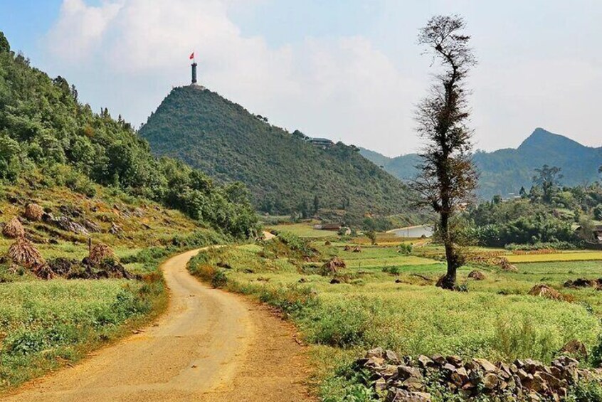 Hua Ma Cave and North-East Vietnam Private Tour 8 Days