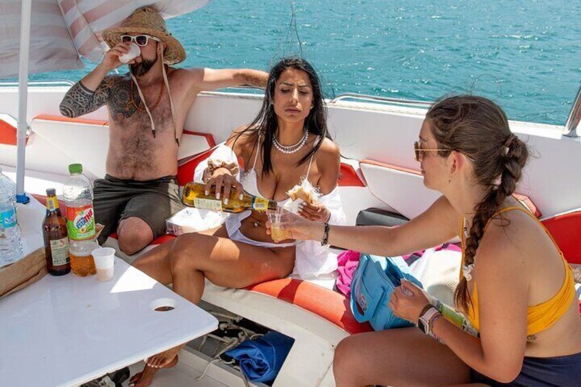 Guided boat excursion along the conero riviera